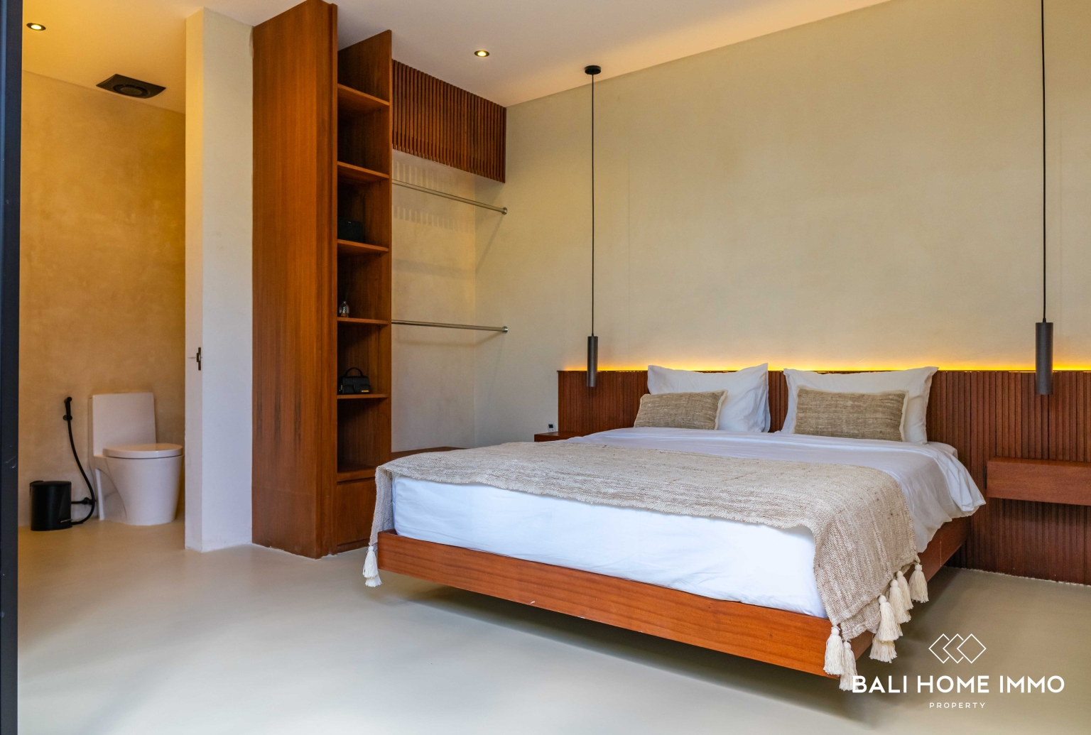 Villa neuve de 2 chambres à vendre en bail emphytéotique à Kerobokan, Bali view 19