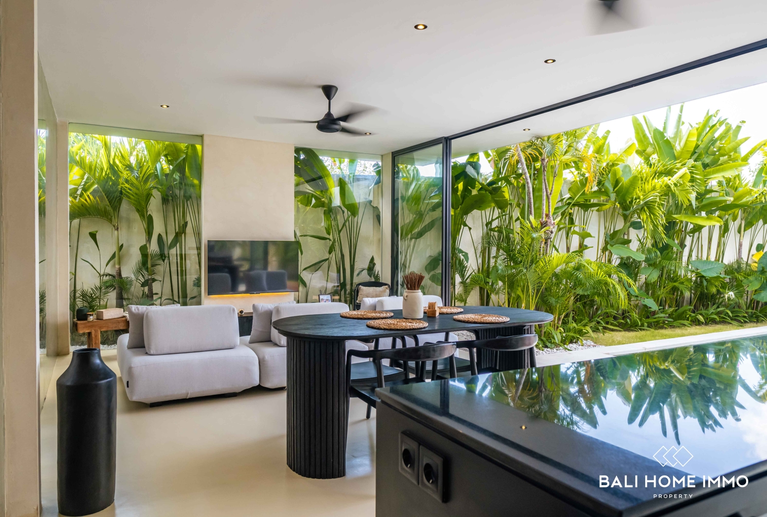 Villa neuve de 2 chambres à vendre en bail emphytéotique à Kerobokan, Bali view 13