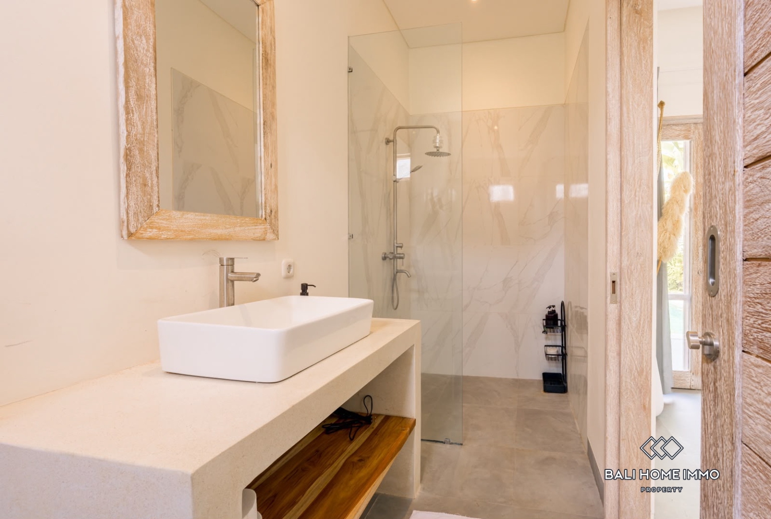 VILA BARU 2 KAMAR BERDESAIN MINIMALIS UNTUK DIJUAL DI BALI UBUD view 18