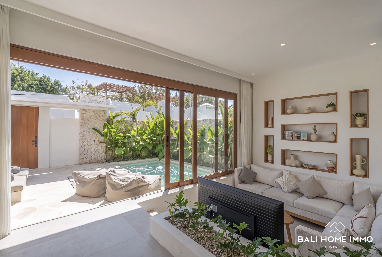 VILLA  2 KAMAR DIKONTRAKAN DI ULUWATU DEKAT PANTAI BALANGAN view 8