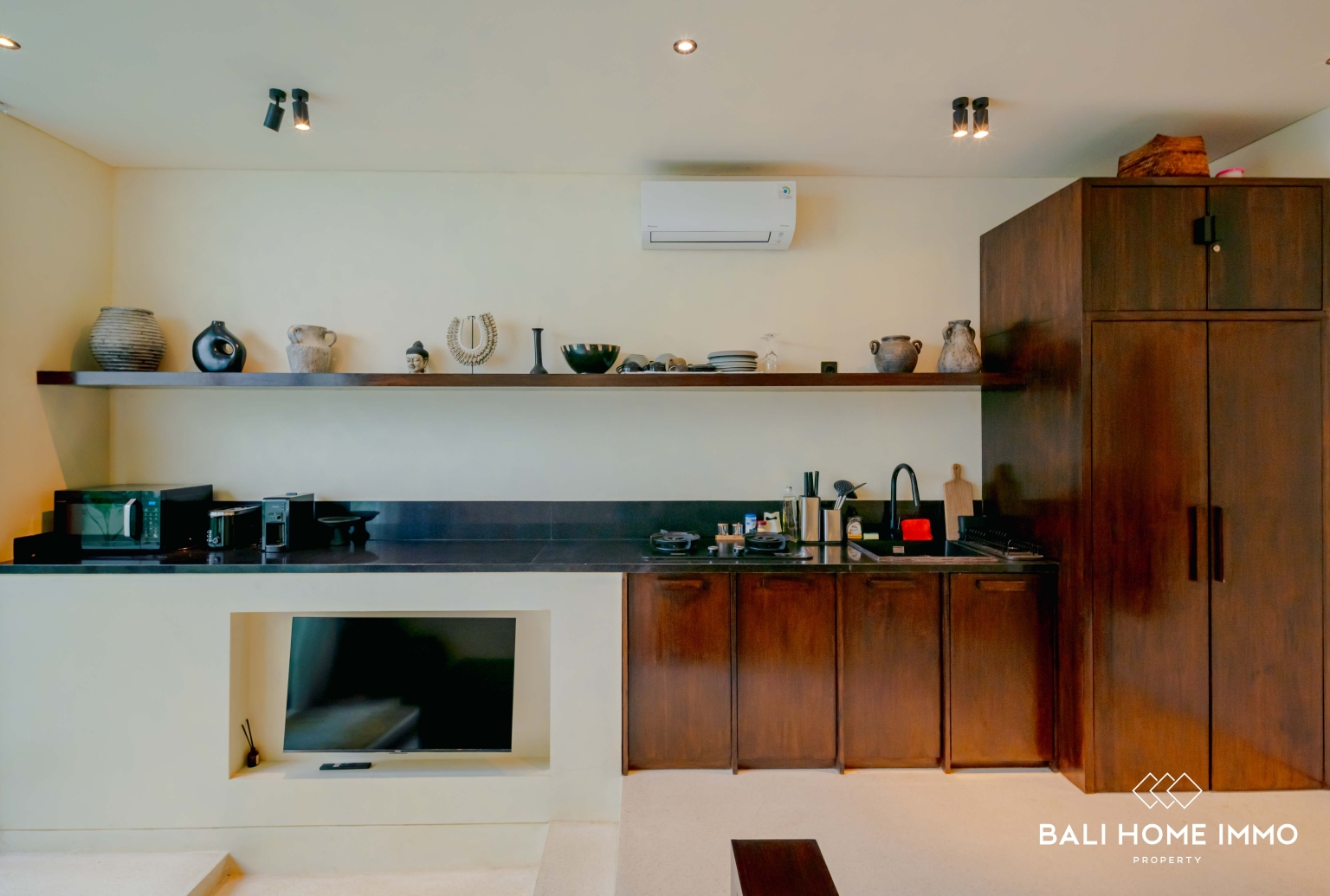 BRAND NEW 2 BEDROOMS VILLA FOR SALE LEASEHOLD IN ULUWATU NEAR NUNGGALAN BEACH view 8