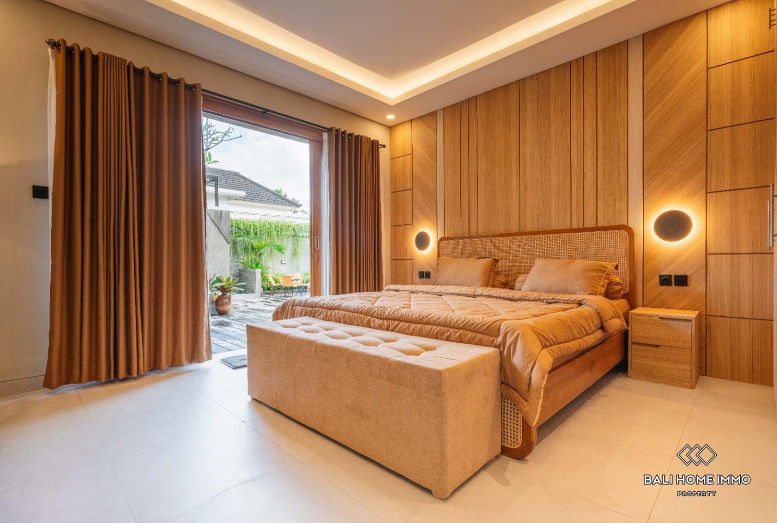 Brand New 2 Bedrooms villa with underground studio for rental in Bali Umalas view 14