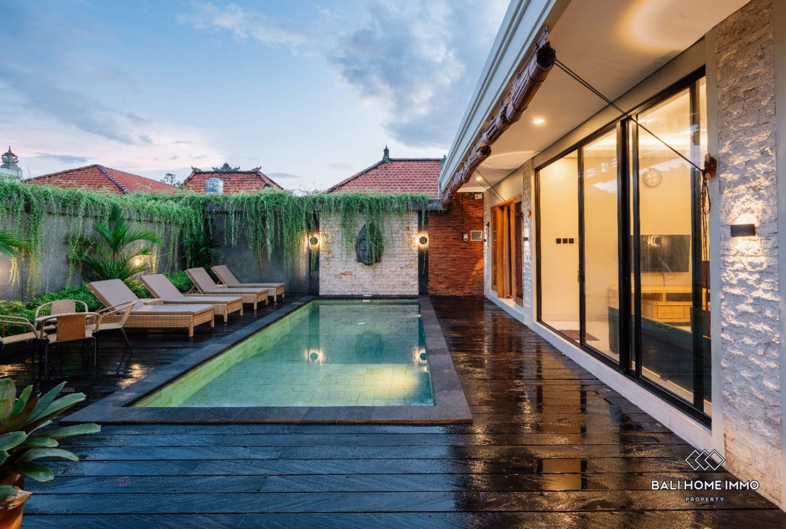 Brand New 2 Bedrooms villa with underground studio for rental in Bali Umalas view 21