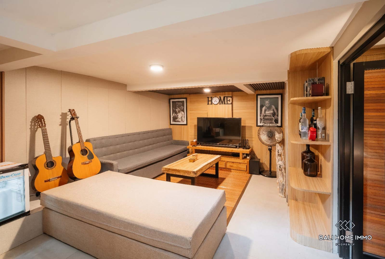 Brand New 2 Bedrooms villa with underground studio for rental in Bali Umalas view 11