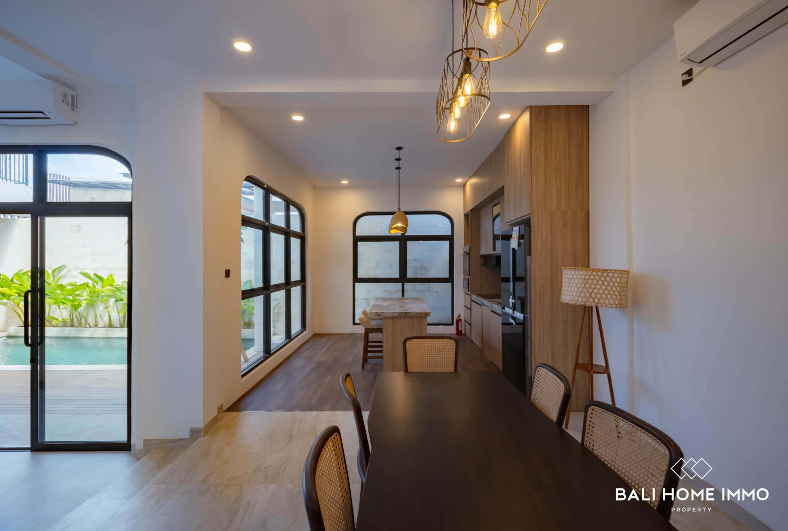 BRAND NEW 3 BEDROOM BOHEMIAN STYLE VILLA WITH OCEAN VIEW  FOR SALE NEAR MELASTI BEACH IN BALI view 9