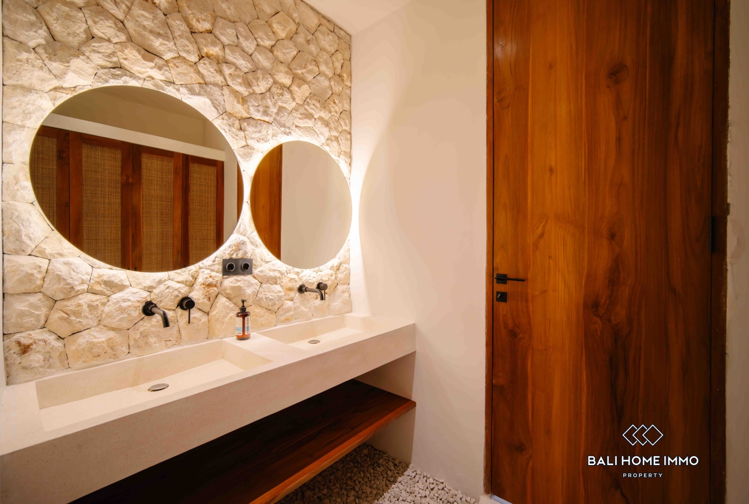 Villa keluarga baru dengan 3 kamar dijual di Bumbak Umalas. view 15