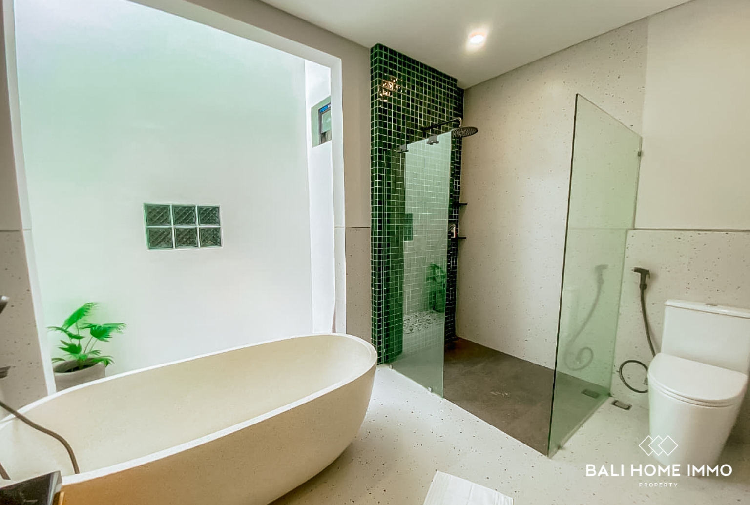 Brand New 3 Bedroom Modern Villa for Sale and Rent in Nusa Dua view 14