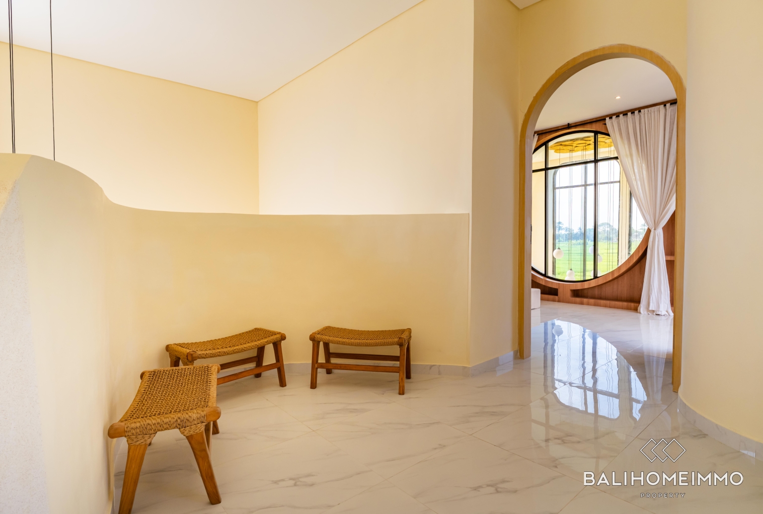 Villa modern baru dengan 3 kamar dijual dengan status hak sewa di Kedungu. view 14