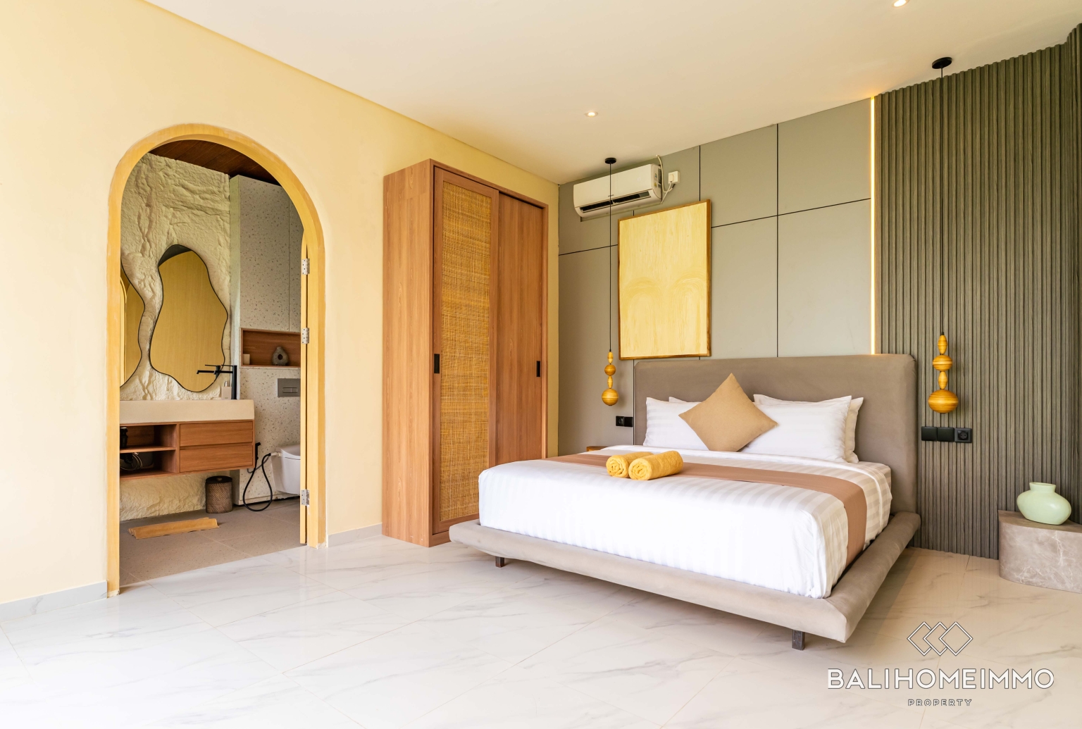 Villa modern baru dengan 3 kamar dijual dengan status hak sewa di Kedungu. view 22