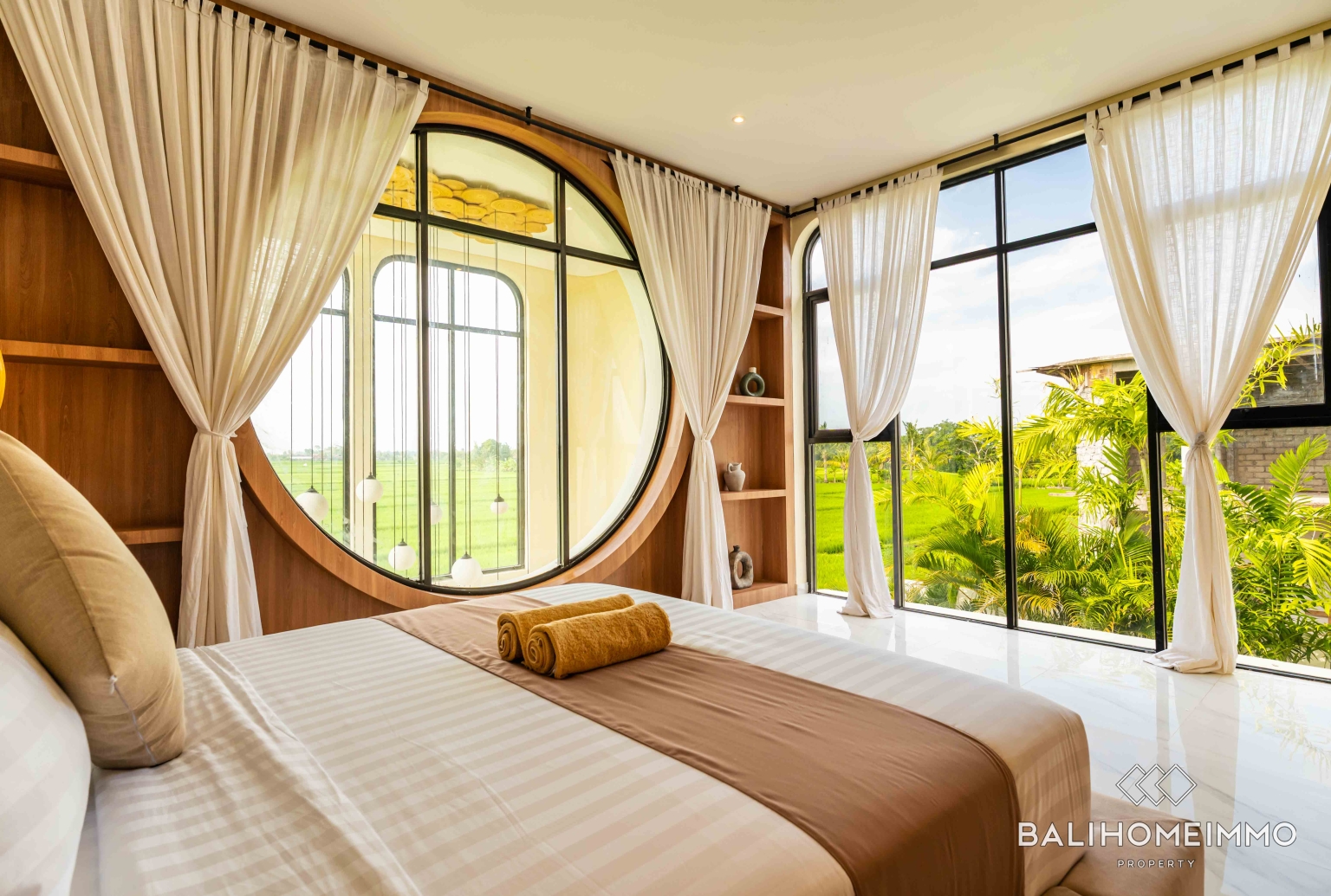 Villa modern baru dengan 3 kamar dijual dengan status hak sewa di Kedungu. view 17