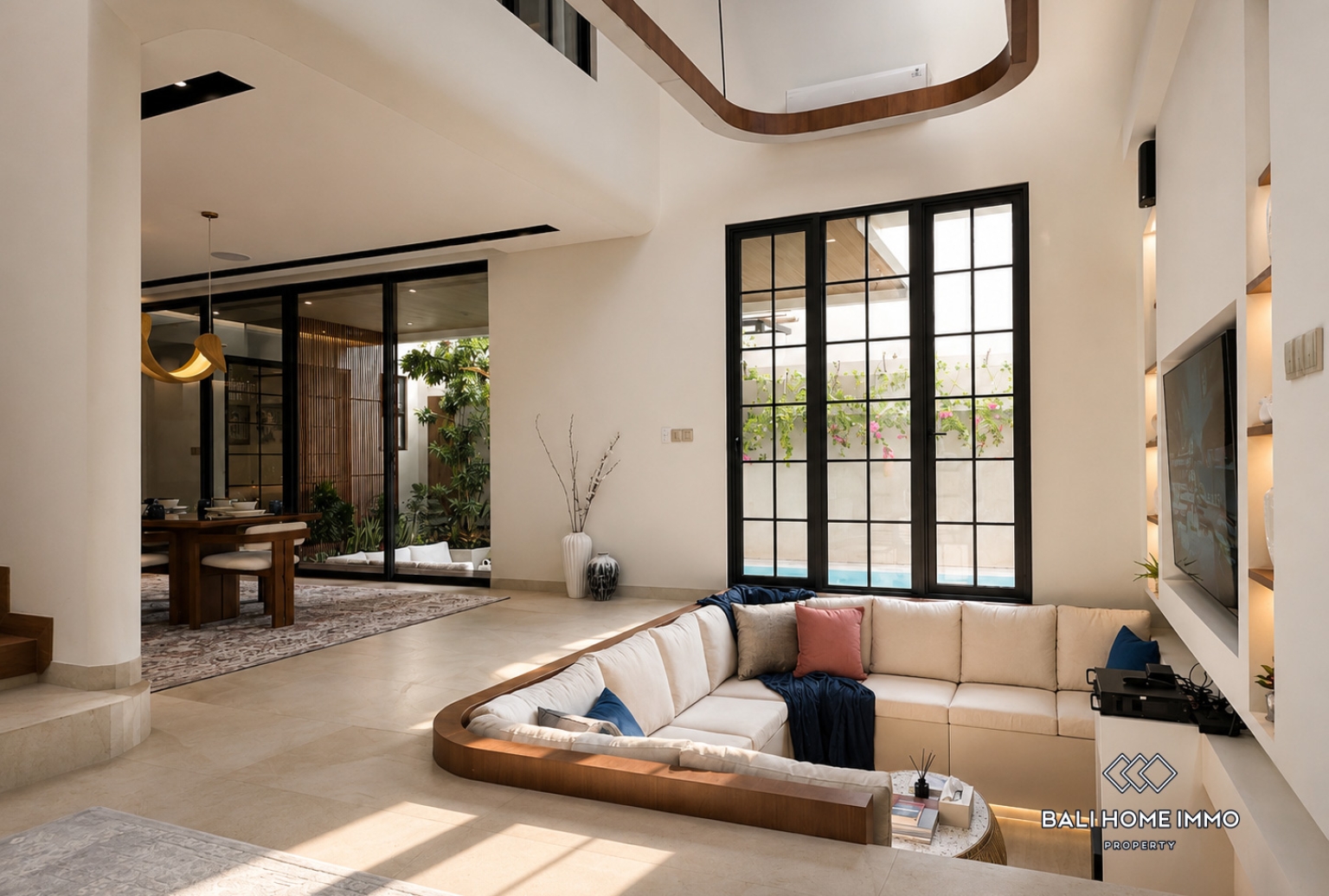 Brand new 3 Bedroom Modern Villa for sale leasehold in Padonan view 2