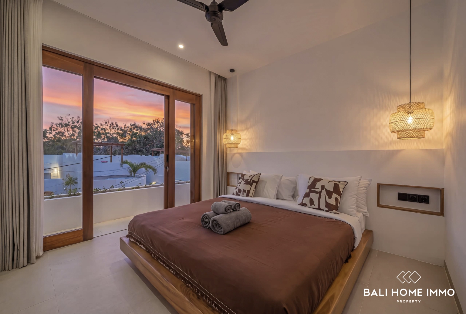 BRAND NEW 3 Bedroom Modern villa in Near Nyang Nyang Beach view 14