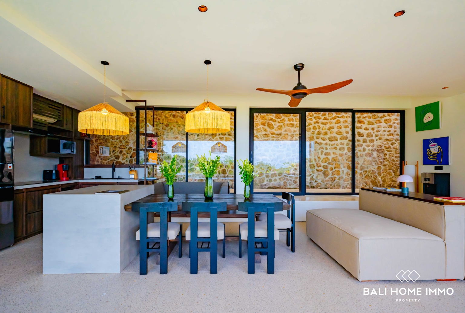 VILLA BARU DENGAN 3 KAMAR TIDUR DAN PEMANDANGAN LAUT UNTUK DIJUAL DI ULUWATU view 5