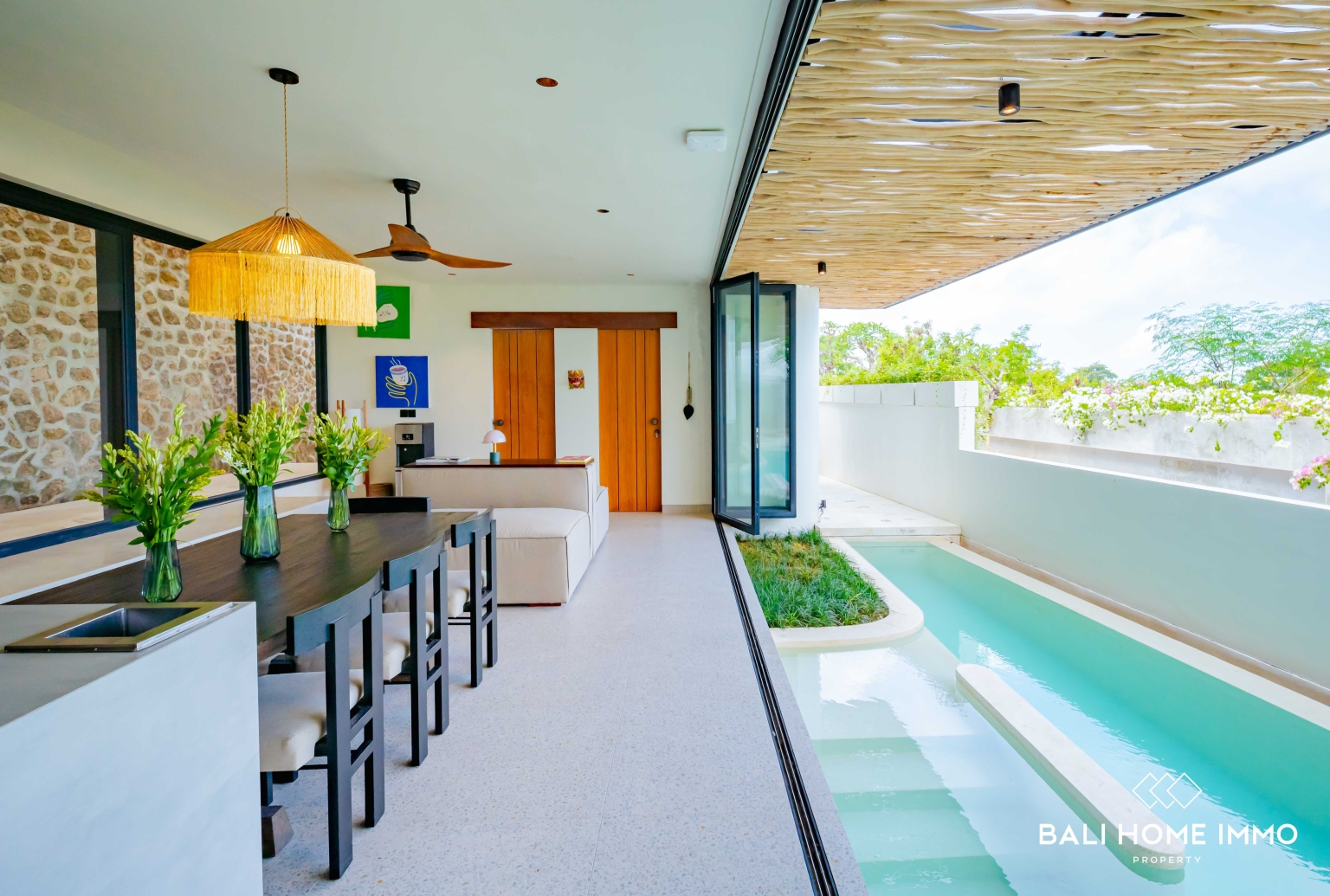 VILLA BARU DENGAN 3 KAMAR TIDUR DAN PEMANDANGAN LAUT UNTUK DIJUAL DI ULUWATU view 9