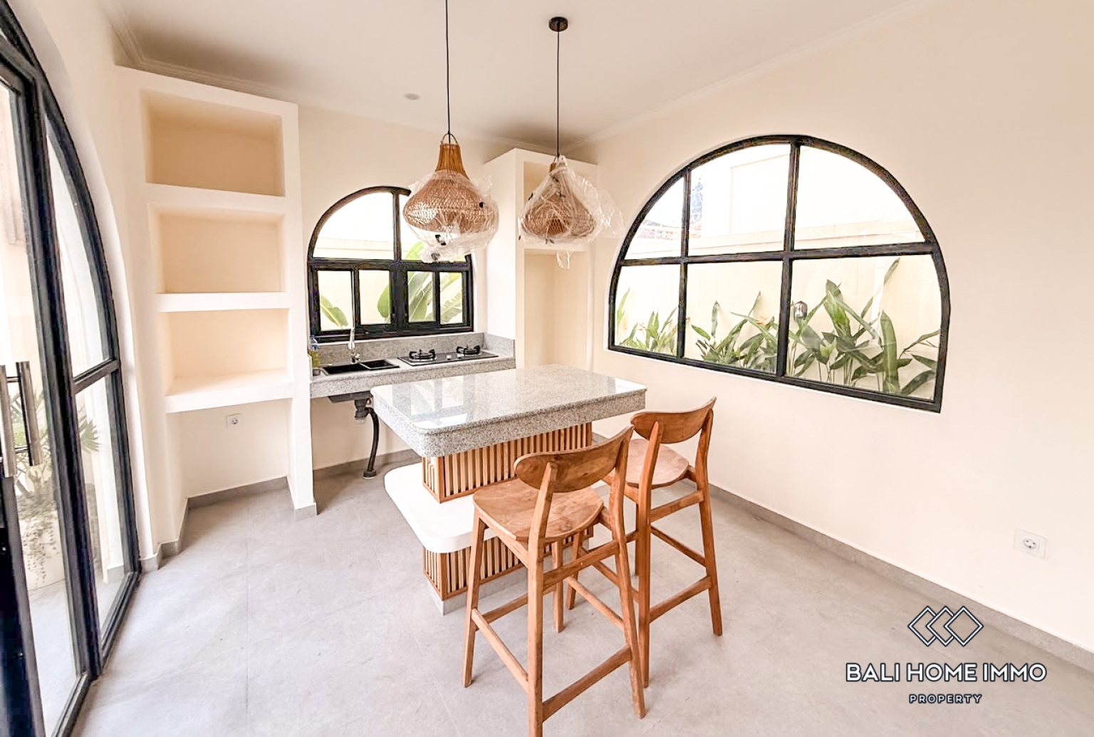 Brand New 3 Bedroom Villa for Rent and Sale in Canggu Residential Side view 3