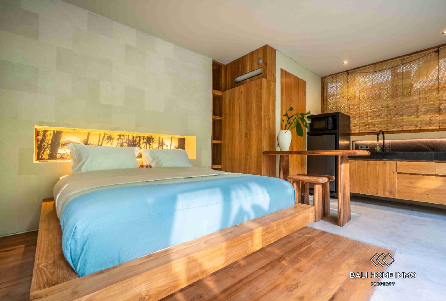 Modern 3 bedroom villa for rent in Bali Seseh beach side view 8