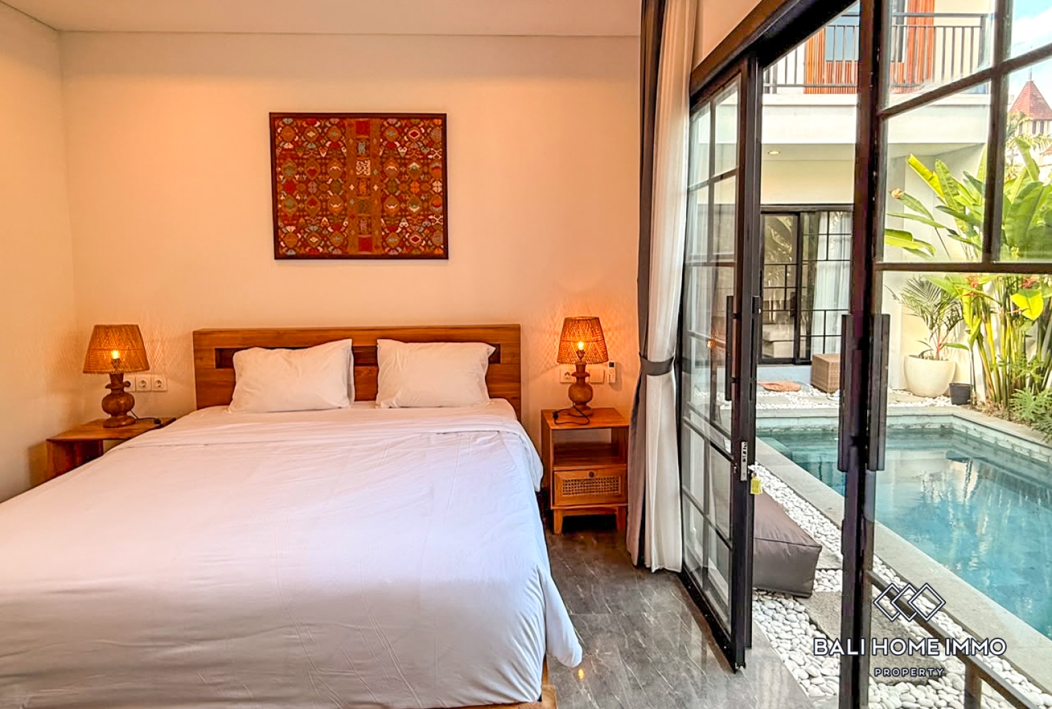 Brand New 3 Bedroom Villa For Rent in Canggu Residential Side view 7