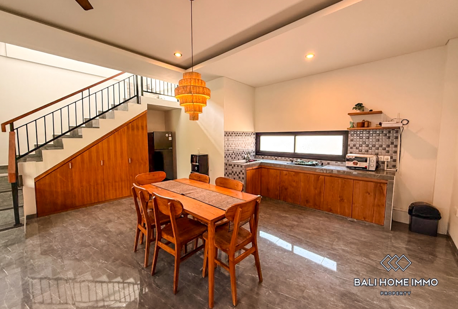 Brand New 3 Bedroom Villa For Rent in Canggu Residential Side view 3