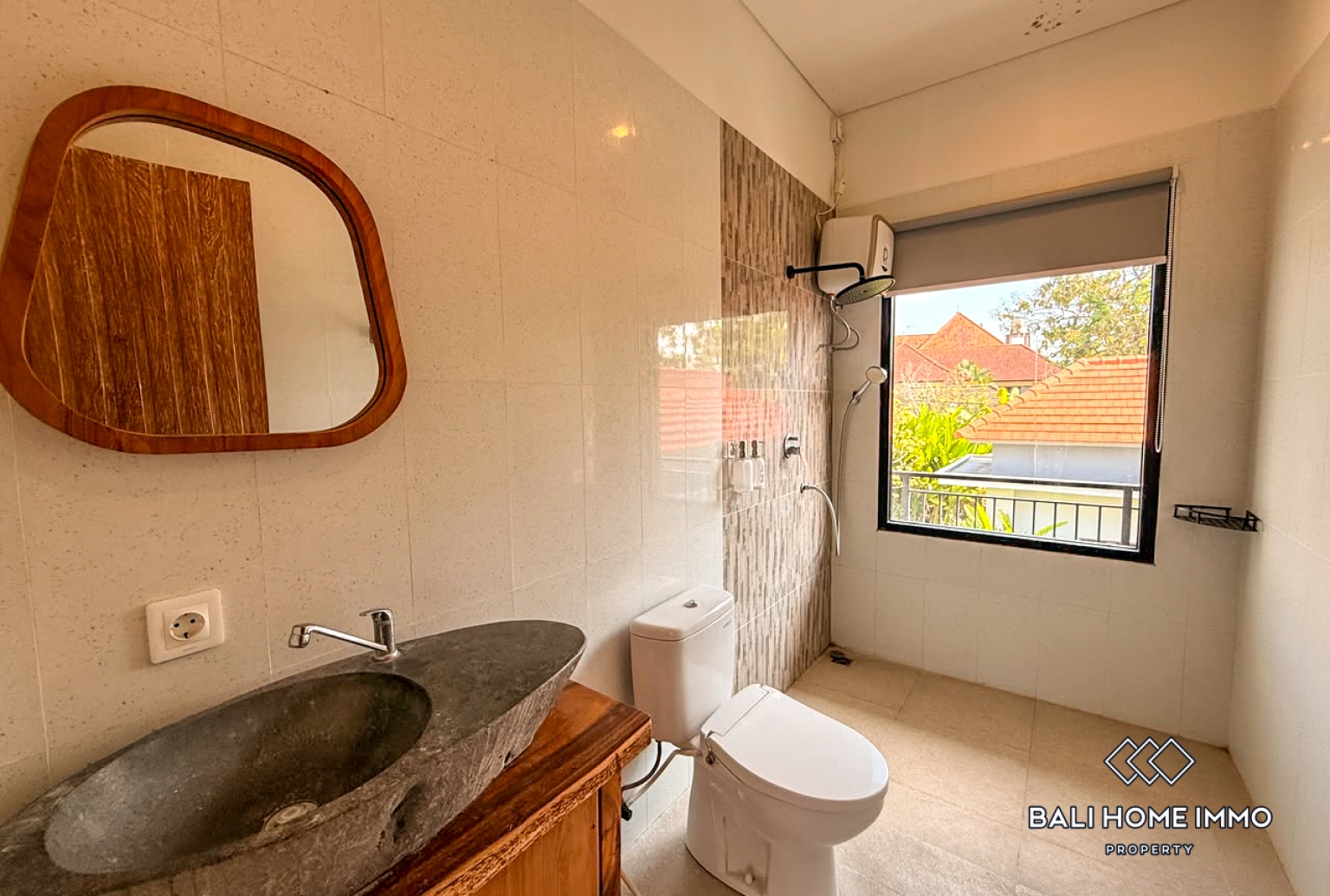 Brand New 3 Bedroom Villa For Rent in Canggu Residential Side view 12