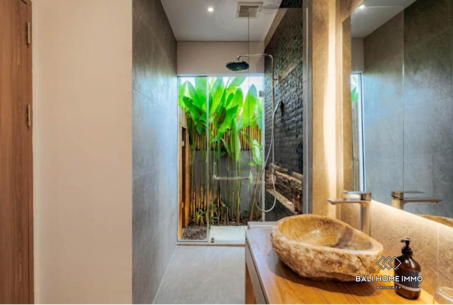 BRAND NEW 3 BEDROOM VILLA FOR RENT IN UBUD view 14