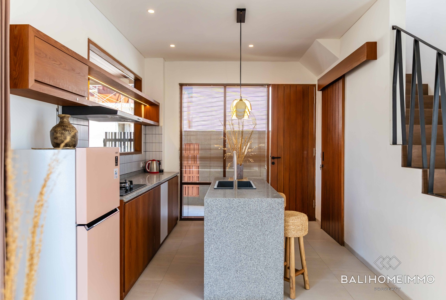 BRAND NEW 3 BEDROOM VILLA FOR SALE FREEHOLD IN BALI TANAH LOT view 7
