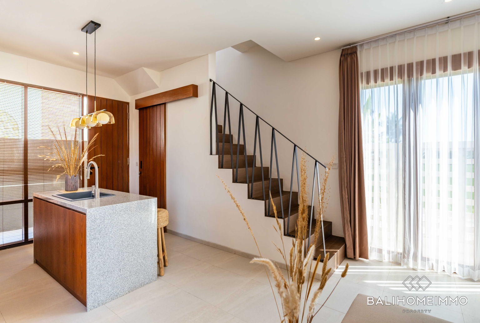 BRAND NEW 3 BEDROOM VILLA FOR SALE FREEHOLD IN BALI TANAH LOT view 10