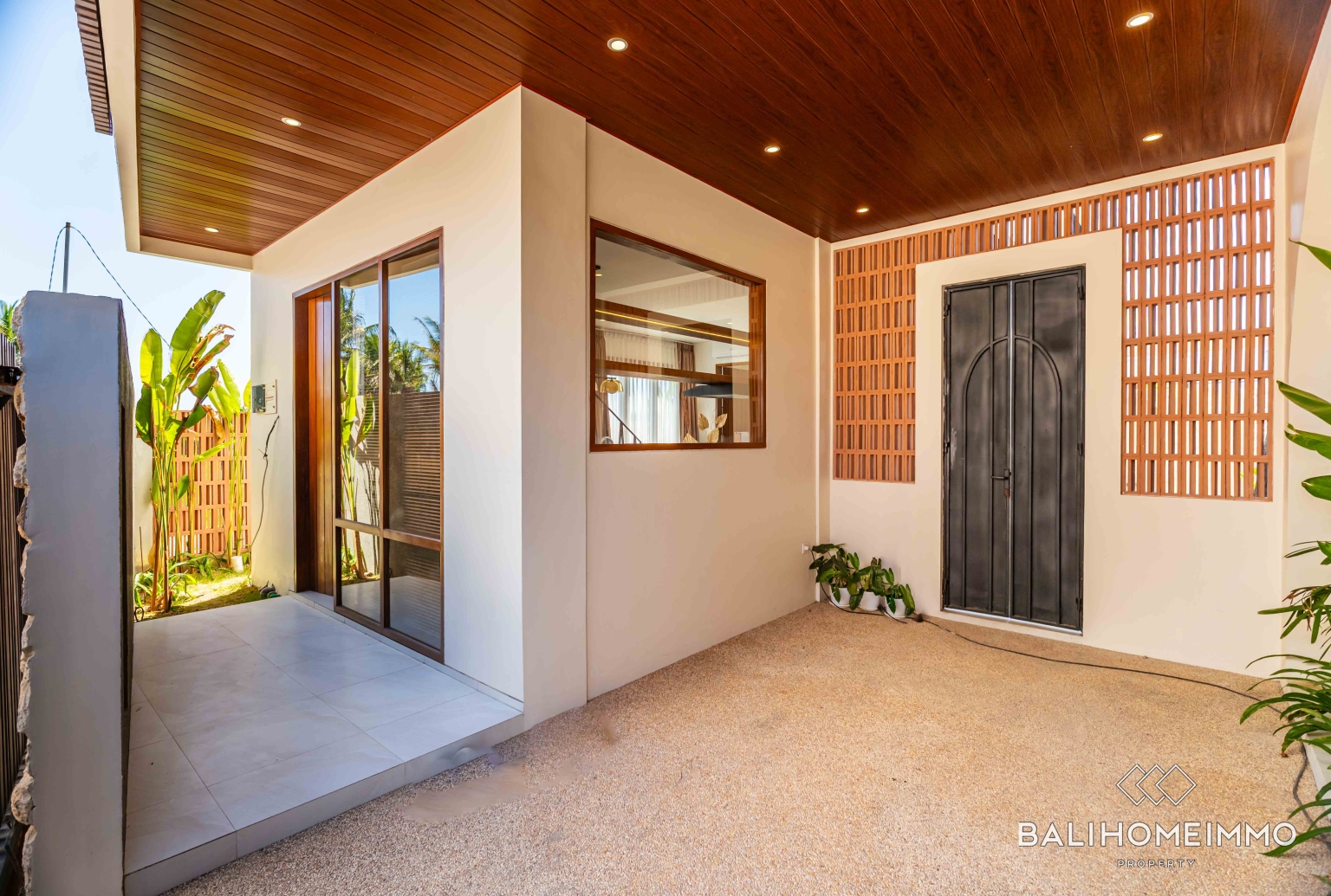 BRAND NEW 3 BEDROOM VILLA FOR SALE FREEHOLD IN BALI TANAH LOT view 32