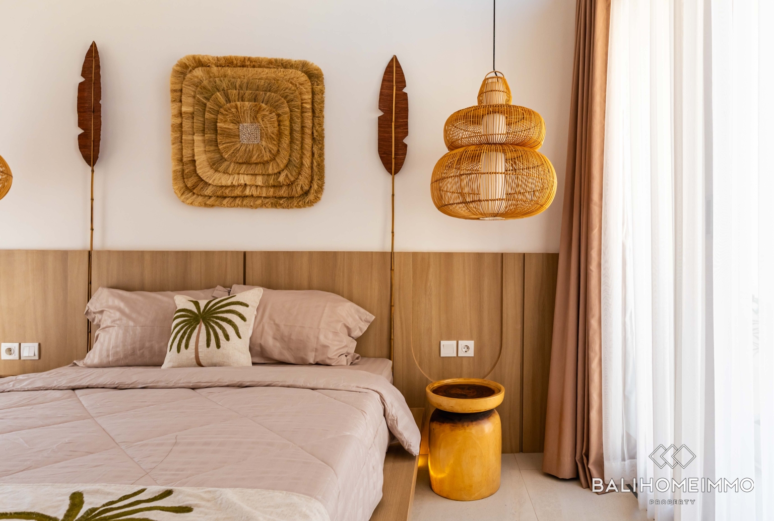 BRAND NEW 3 BEDROOM VILLA FOR SALE FREEHOLD IN BALI TANAH LOT view 25