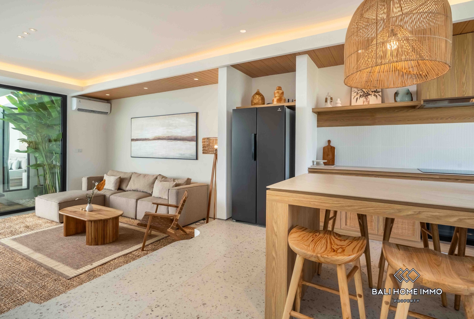 Villa neuve de 3 chambres à vendre en bail emphytéotique à Bali Cemagi view 8