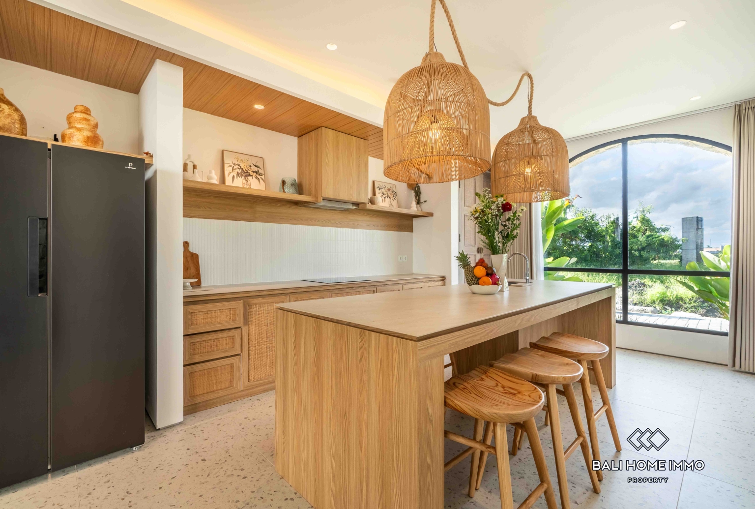 Villa neuve de 3 chambres à vendre en bail emphytéotique à Bali Cemagi view 9