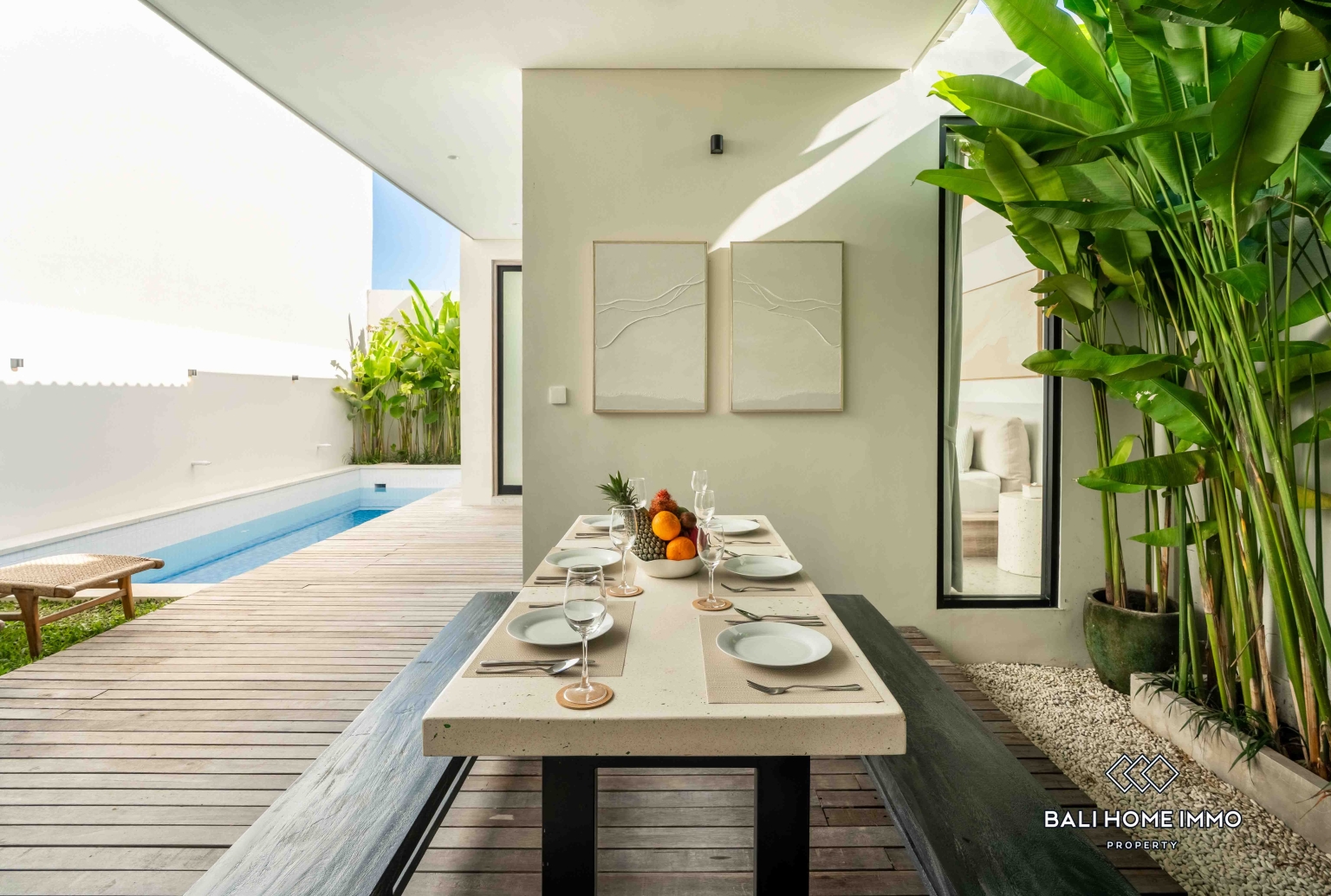 Villa neuve de 3 chambres à vendre en bail emphytéotique à Bali Cemagi view 3