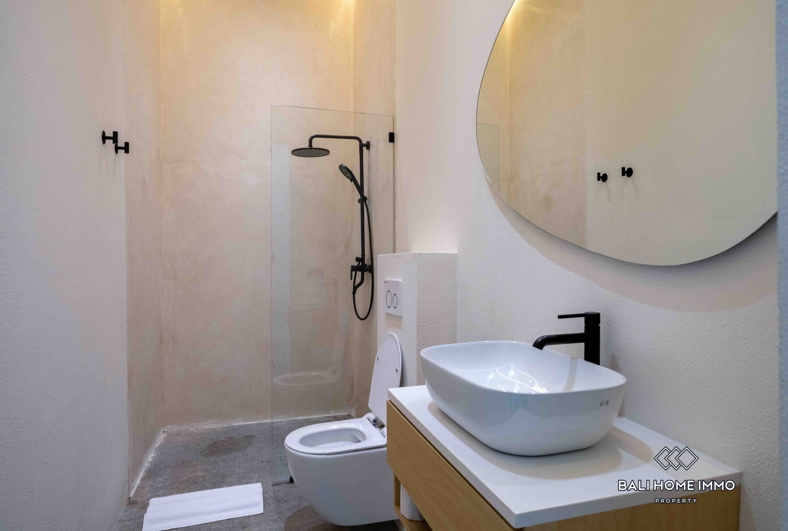 Brand new 3 Bedroom Villa for Sale Leasehold in Canggu Berawa view 16
