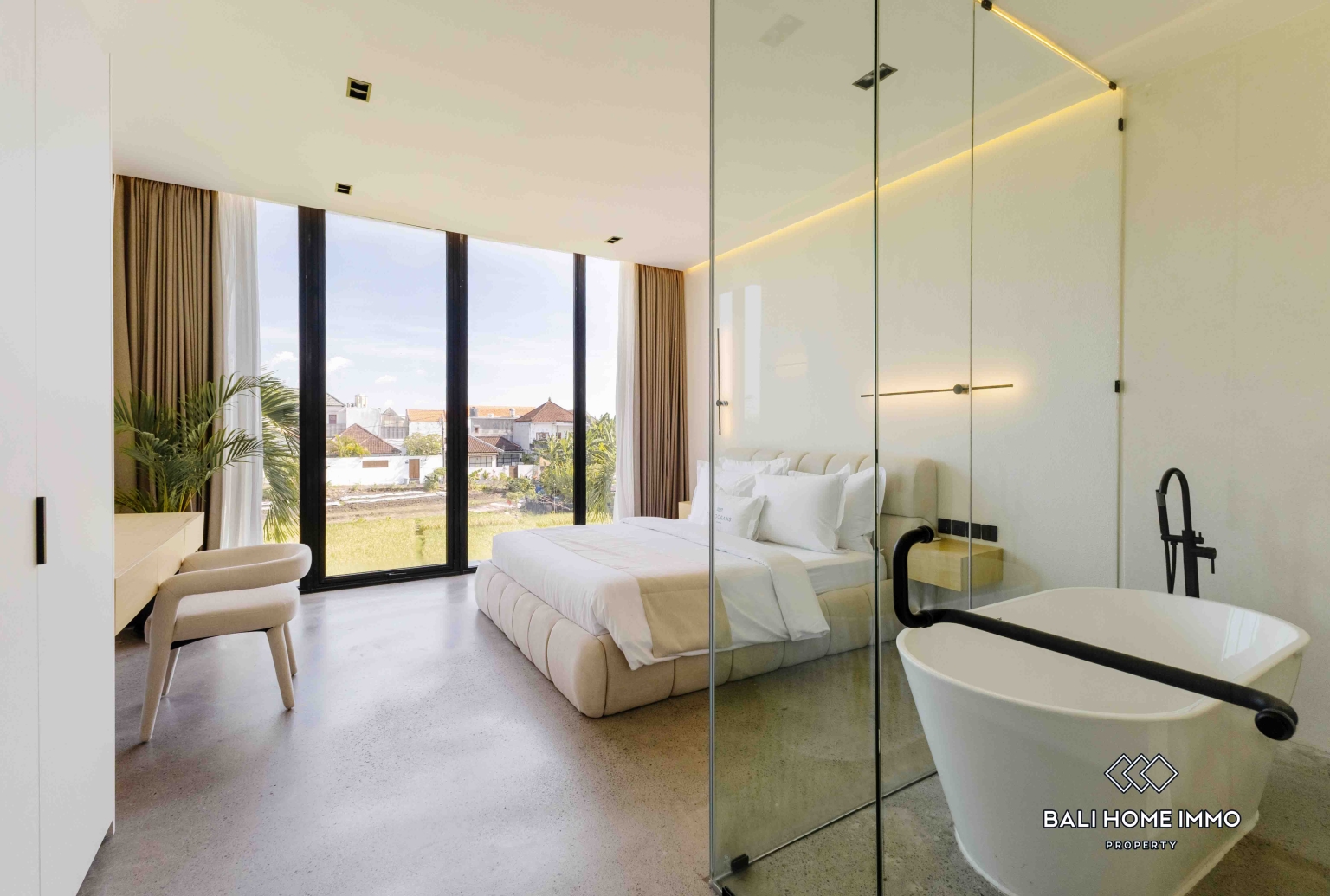 Brand new 3 Bedroom Villa for Sale Leasehold in Canggu Berawa view 3