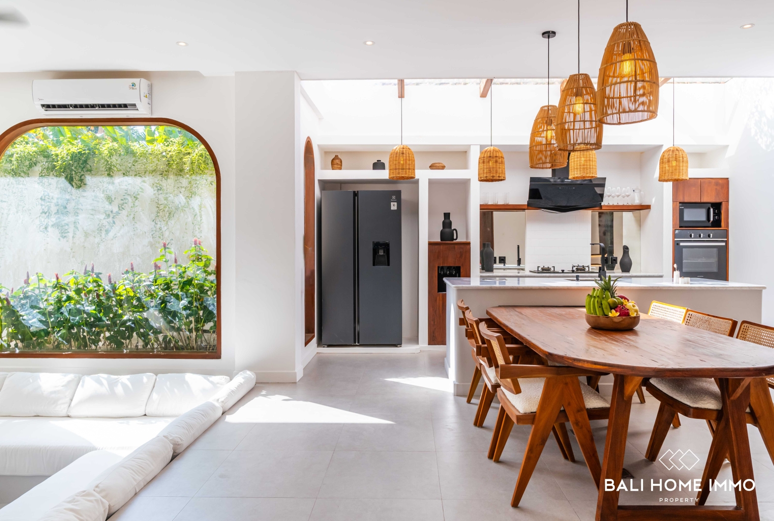 Villa neuve de 3 chambres à vendre en location au cœur de Berawa view 6
