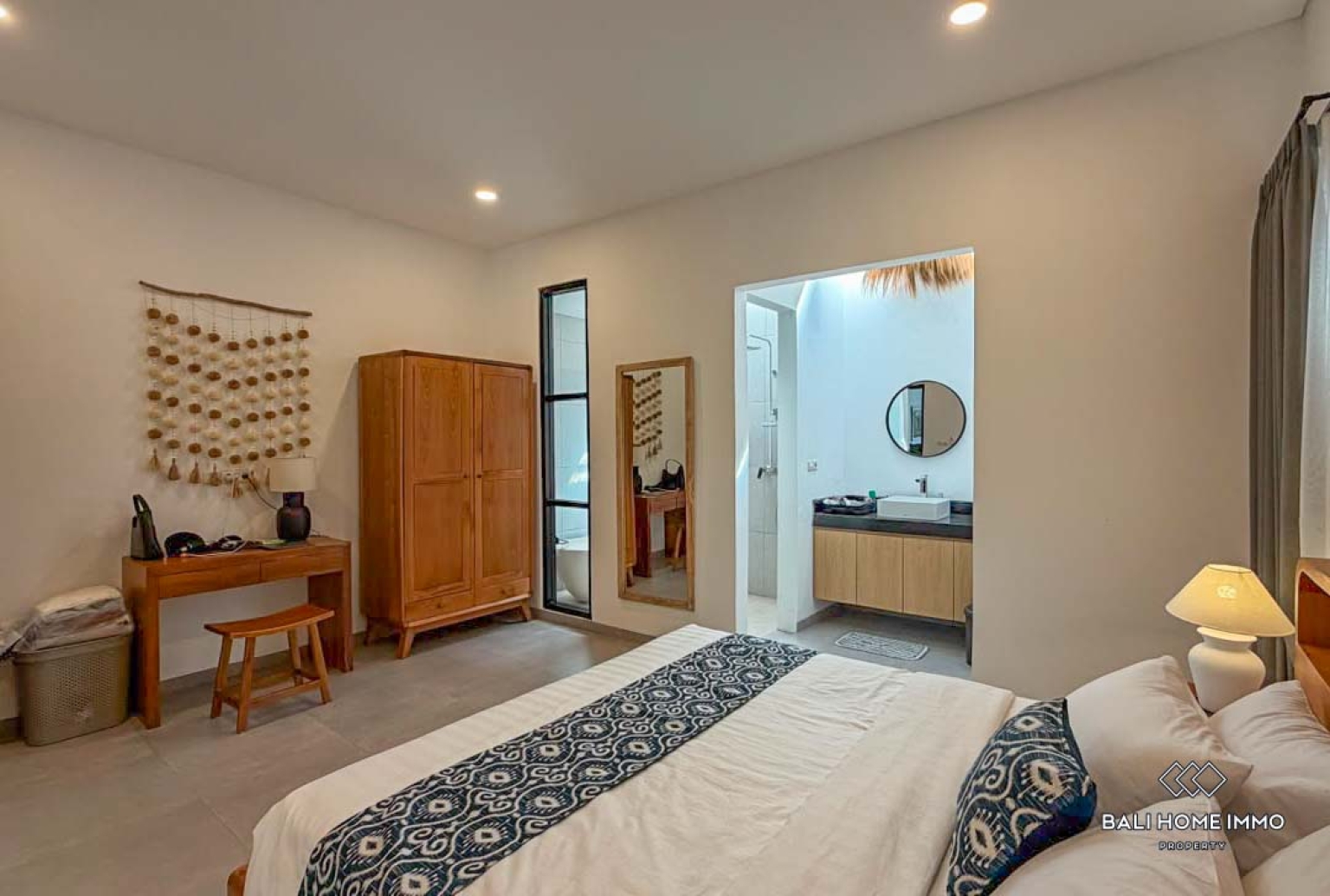 Brand new 3 Bedrooms family villa for rental in Bali Sanur view 12