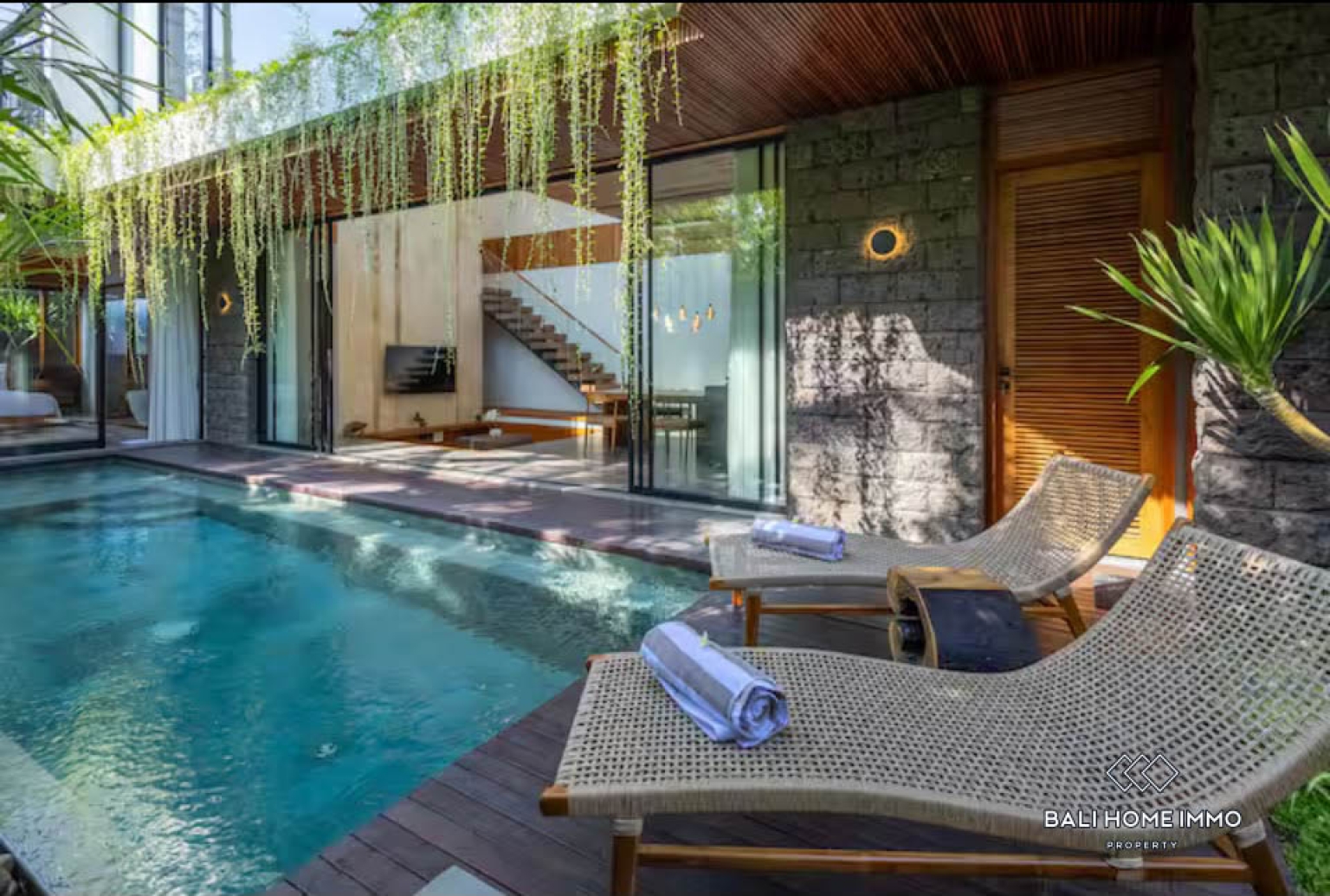 Villa Modern Baru dengan 3 Kamar Dijual di Mas Ubud view 2