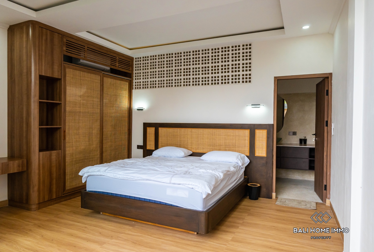 Brand New 3 Bedrooms Modern Villa for sale in Pejeng view 10