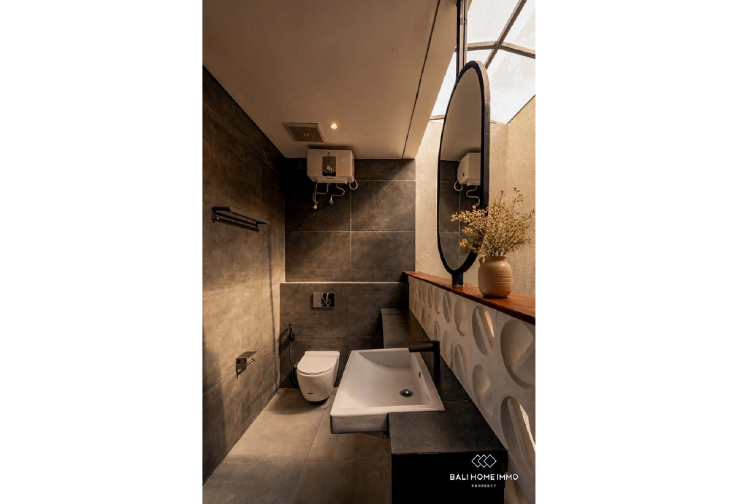 Brand new 3 Bedrooms villa for sale and rental in Bali Canggu Babakan view 15