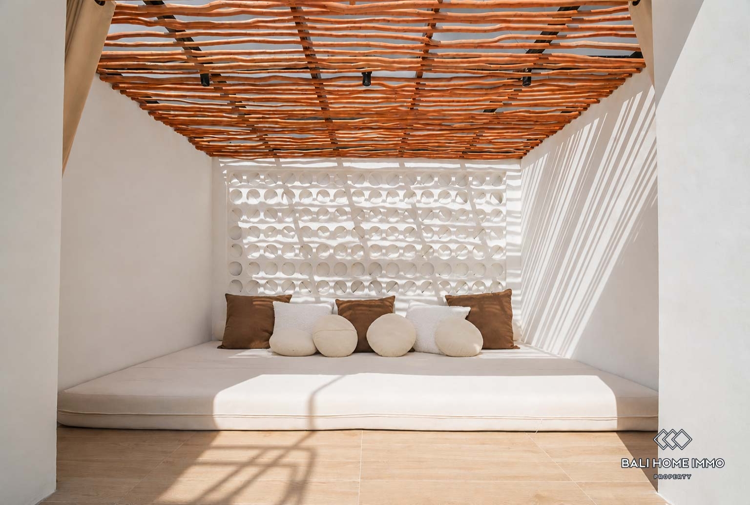 Brand new 3 Bedrooms villa for sale and rental in Bali Canggu Babakan view 18