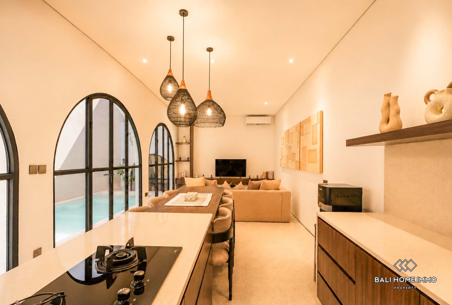 Brand new 3 Bedrooms villa for sale and rental in Bali Canggu Babakan view 8