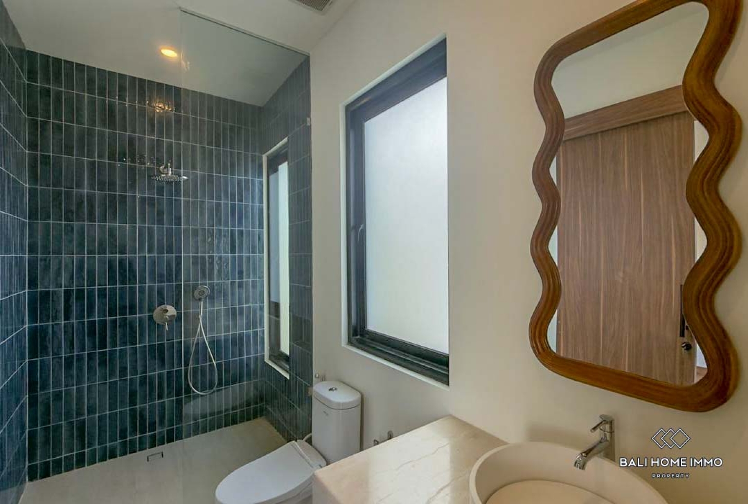 Villa 3 kamar baru dijual hak sewa di Bali Canggu Berawa view 23