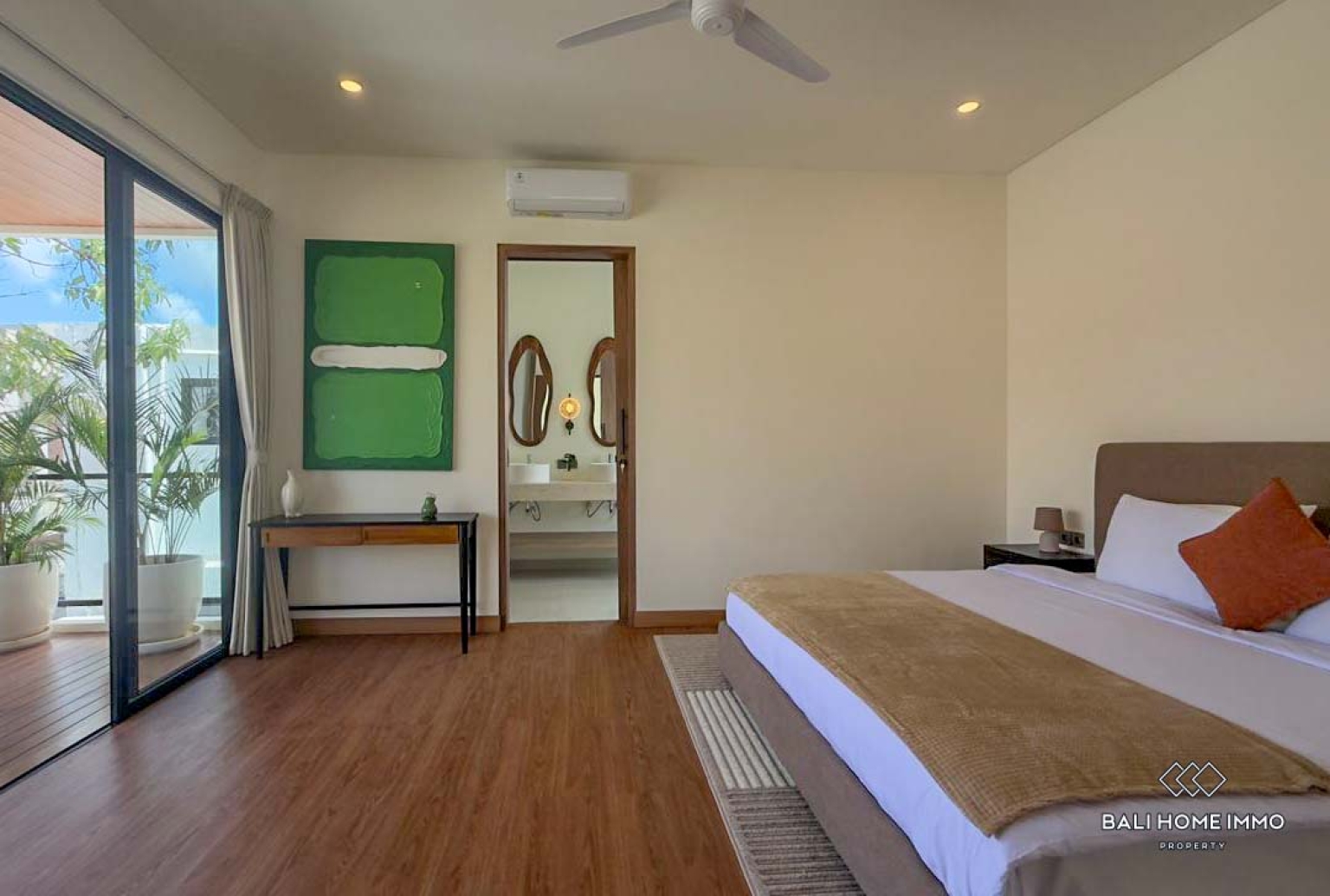 Villa 3 kamar baru dijual hak sewa di Bali Canggu Berawa view 14