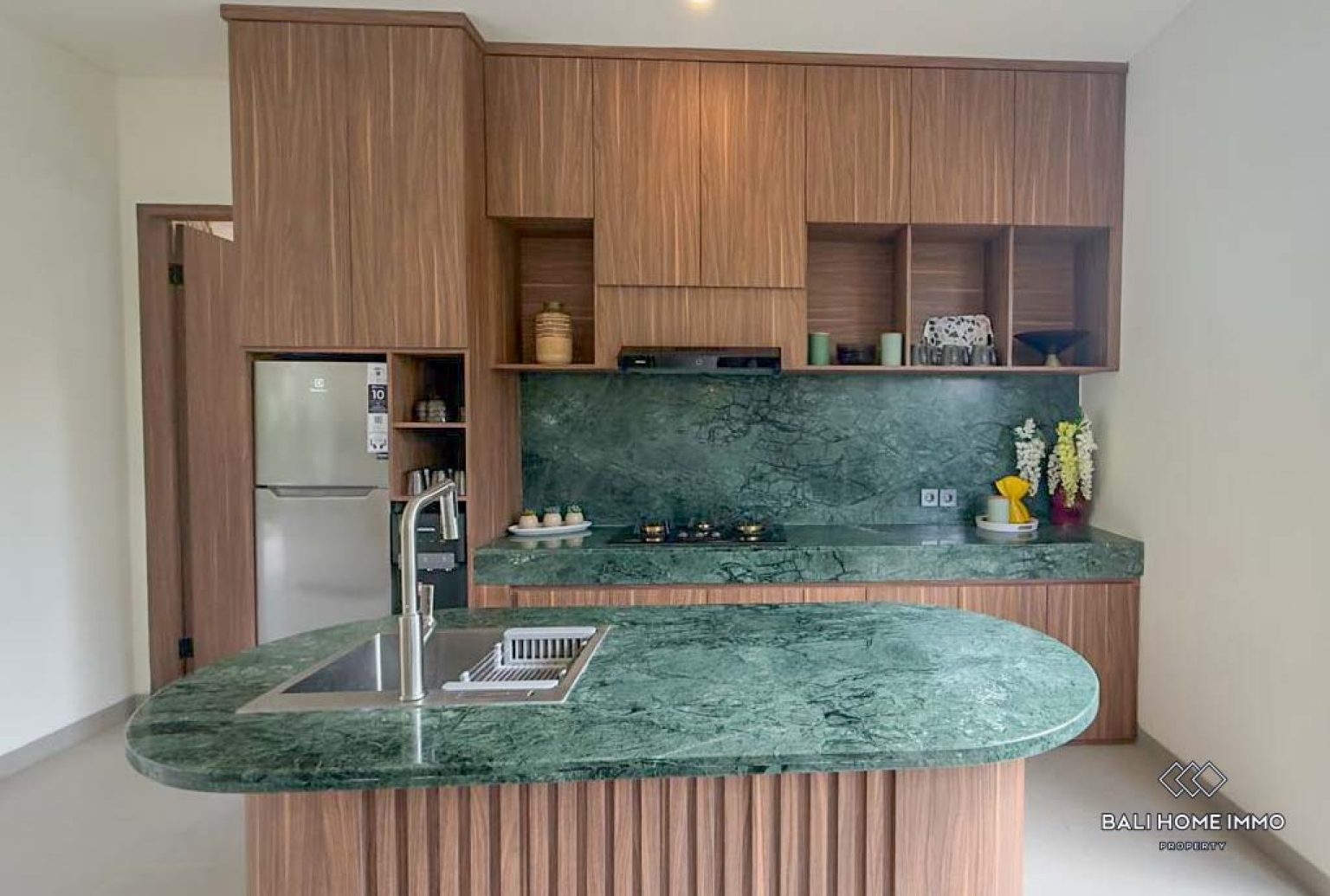 Villa 3 kamar baru dijual hak sewa di Bali Canggu Berawa view 7