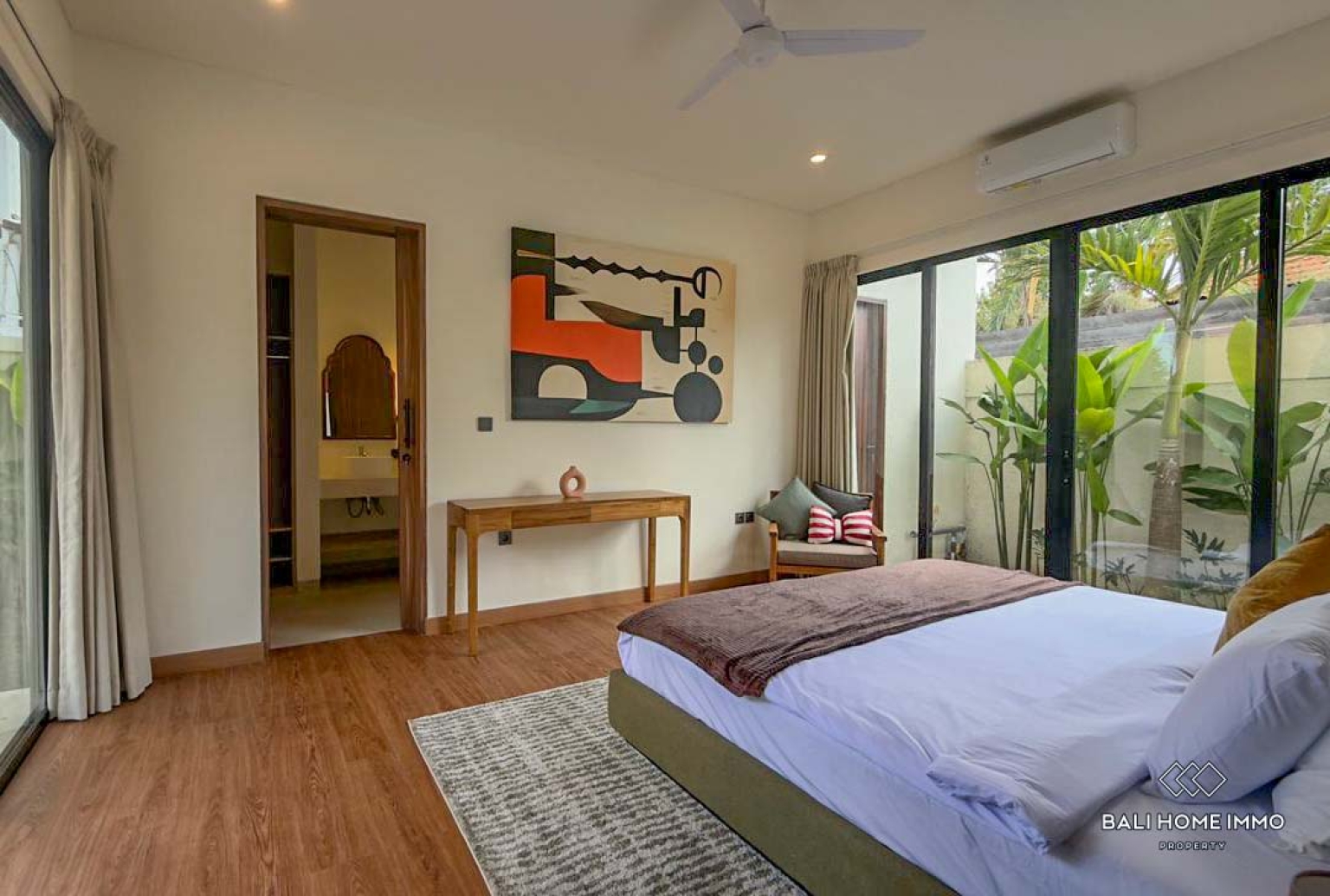 Villa 3 kamar baru dijual hak sewa di Bali Canggu Berawa view 20