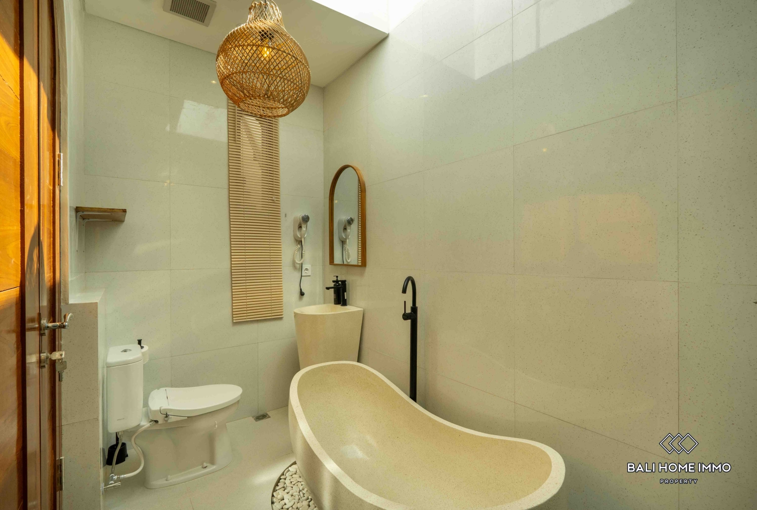 BRAND NEW 3 BEDROOMS VILLA FOR SALE & RENT IN UNGASAN view 25