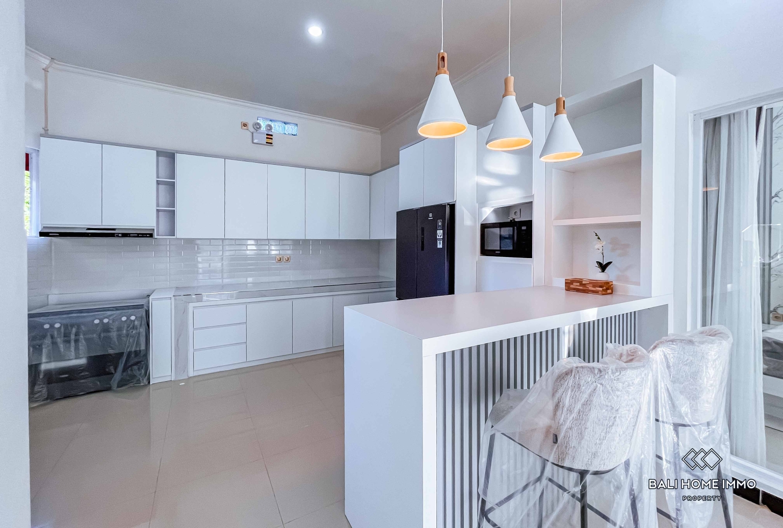 BRAND NEW 3 BEDROOMS VILLA FOR YEARLY RENTAL IN NUSA DUA view 7
