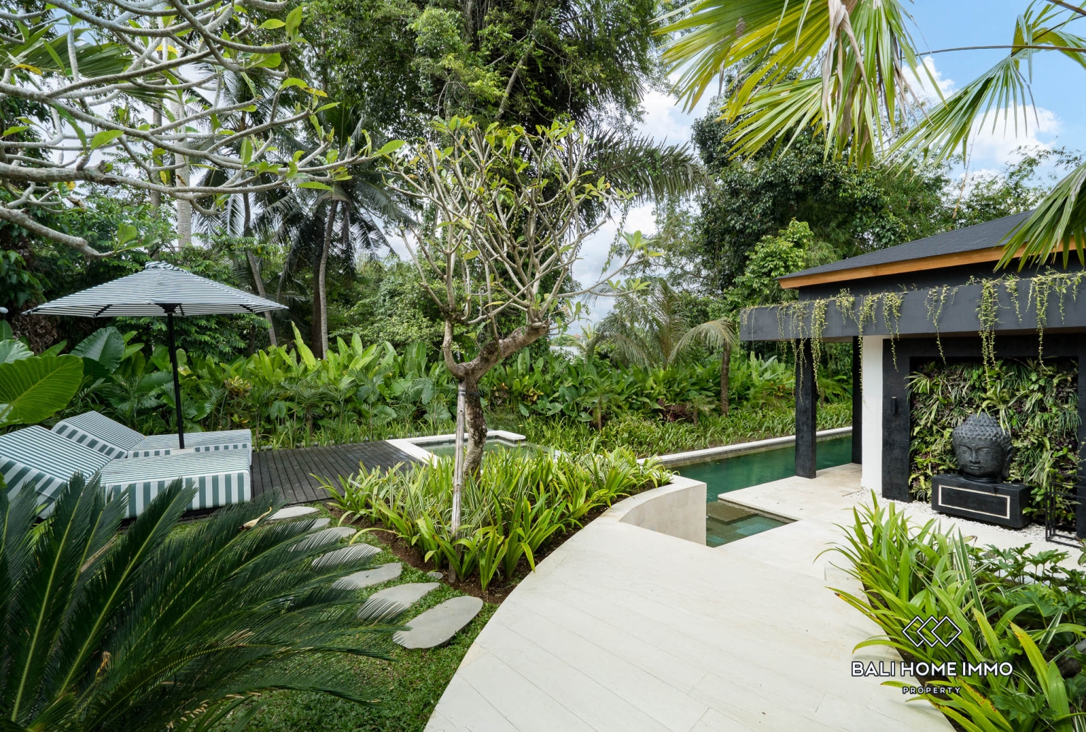 BRAND NEW 3 BEDROOMS VILLA WITH JUNGLE VIEWS FOR SALE AND RENT IN UBUD view 16