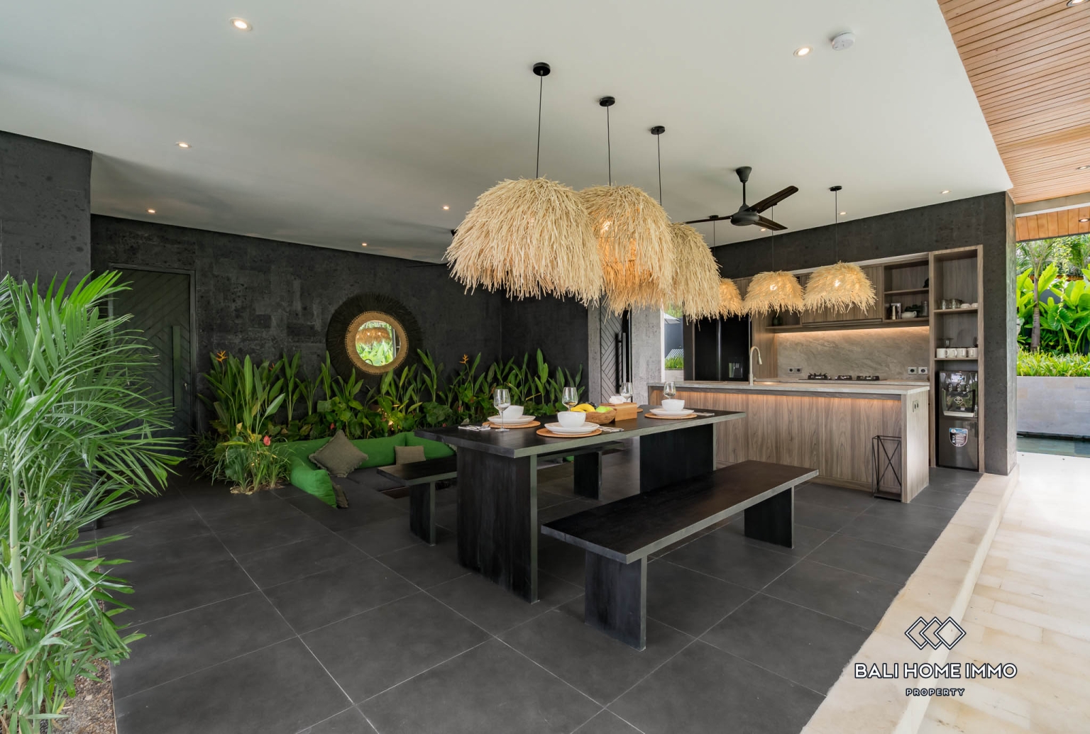 BRAND NEW 3 BEDROOMS VILLA WITH JUNGLE VIEWS FOR SALE AND RENT IN UBUD view 5