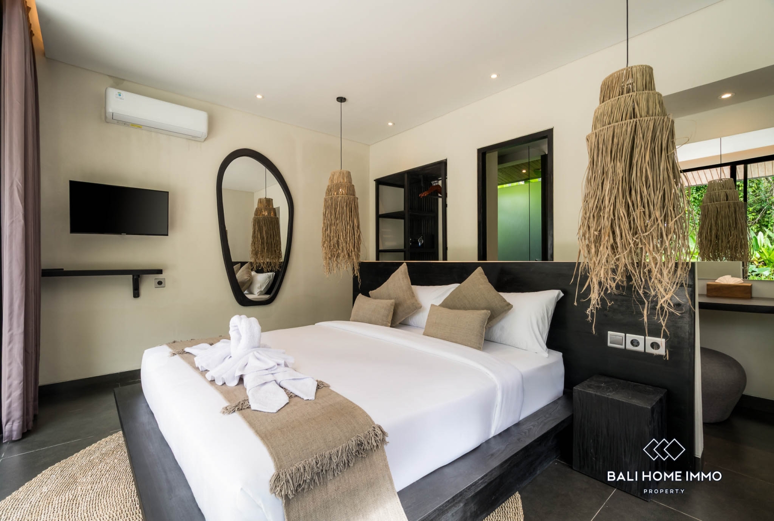 BRAND NEW 3 BEDROOMS VILLA WITH JUNGLE VIEWS FOR SALE AND RENT IN UBUD view 9