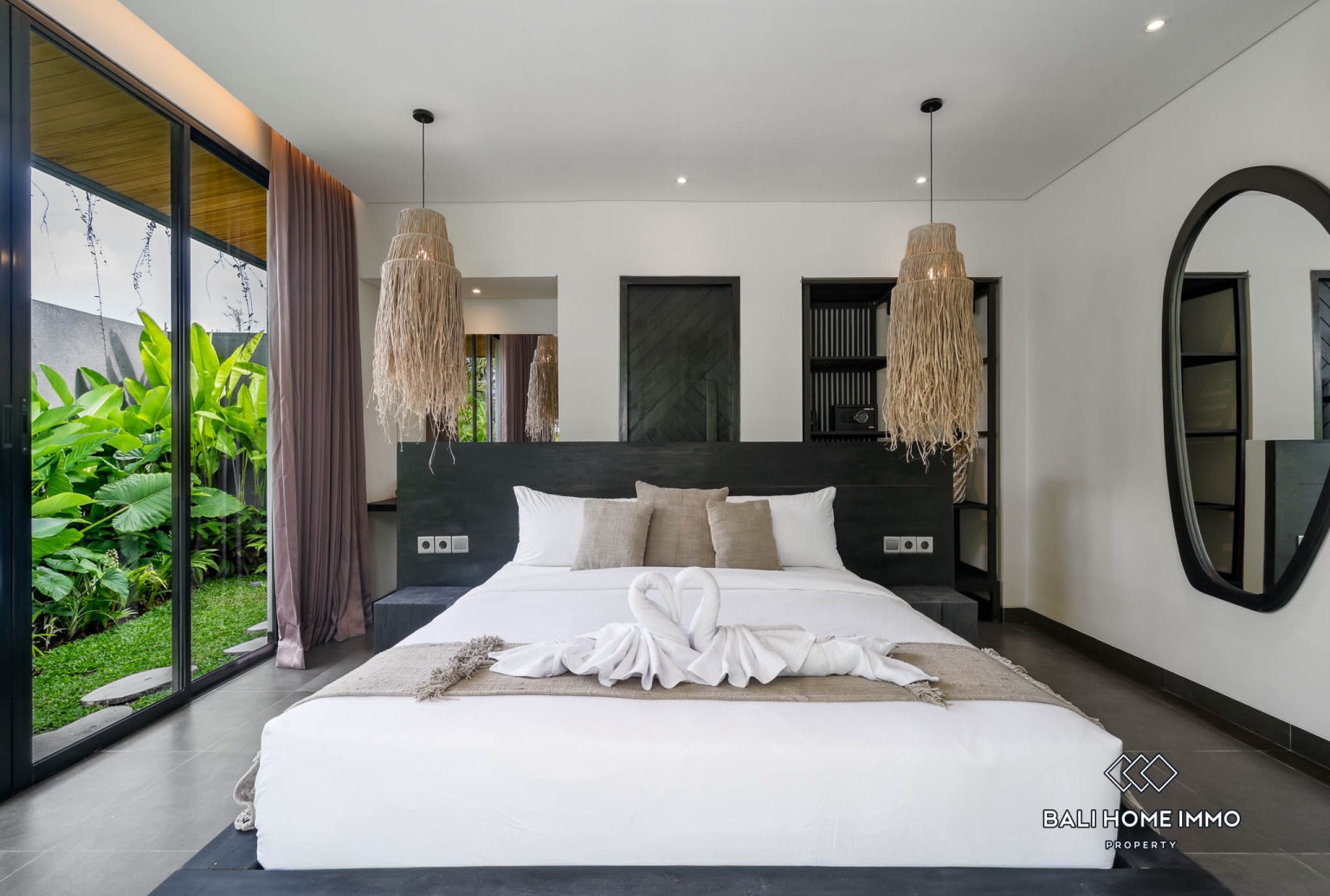 BRAND NEW 3 BEDROOMS VILLA WITH JUNGLE VIEWS FOR SALE AND RENT IN UBUD view 10